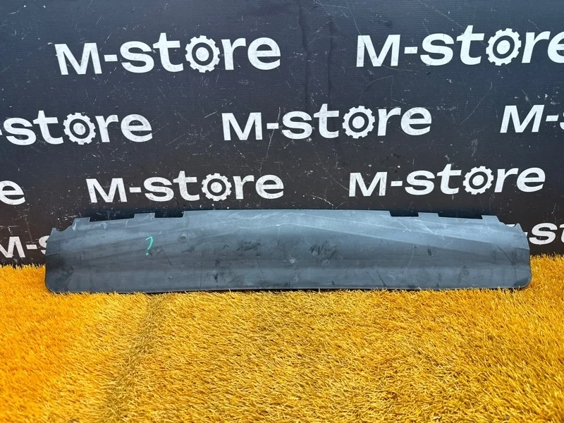 Защита радиатора Audi Q5 2011 8R0807217 8R CDN