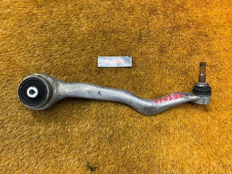 Рычаг подвески нижний Bmw 1-Series 2014 31126855742 F20 N13B16A, передний правый