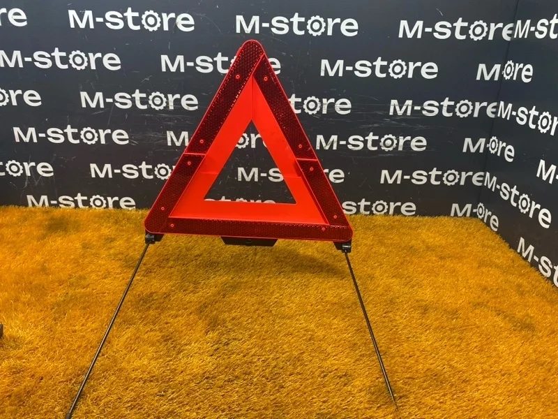 Знак аварийной остановки Audi A4 2004 4B5860251C B6/8E AMB