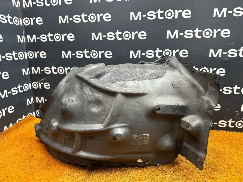 Подкрылок Bmw 1-Series 2014 51717241845 F20 N13B16A, передний левый