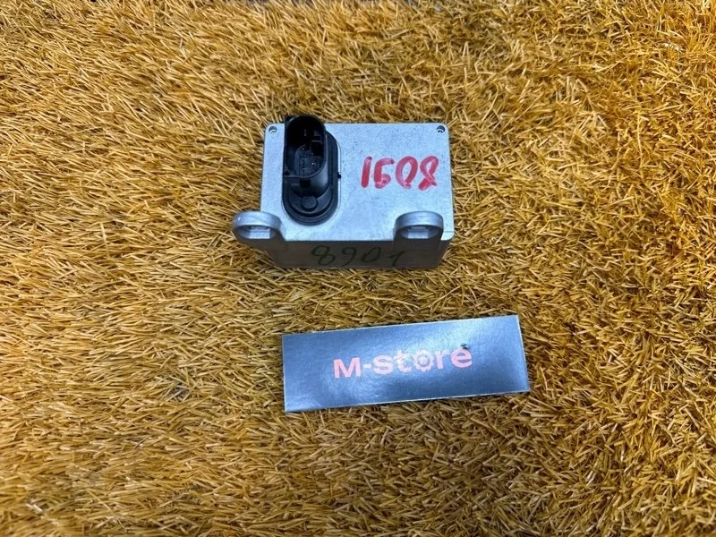 Датчик ускорения Mercedes-Benz C-Class 2001 A0025428918 W203 111.951