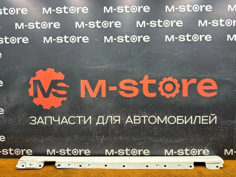 Накладка на порог Mercedes-Benz C-Class 2001 A2036980154 W203 111.951, левая