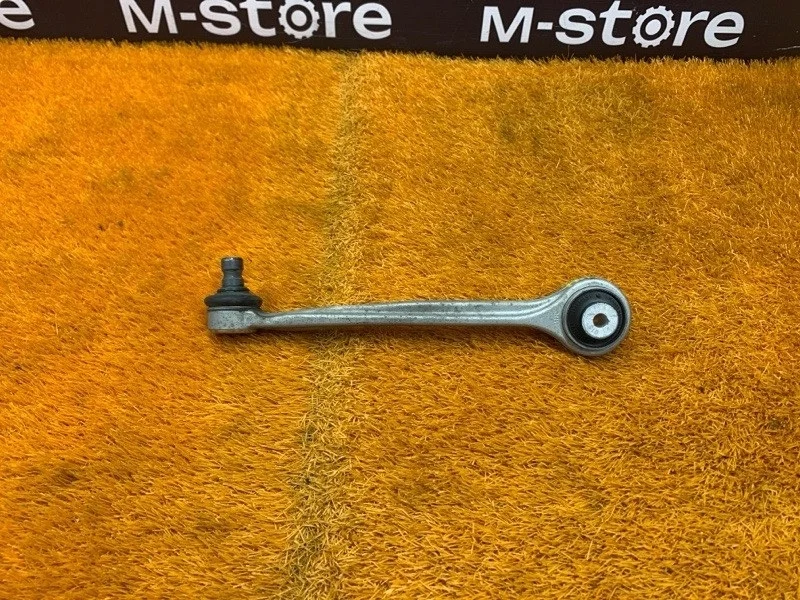 Рычаг подвески верхний Audi A4 2015 8W0407505C B9/8W CVKB, передний левый