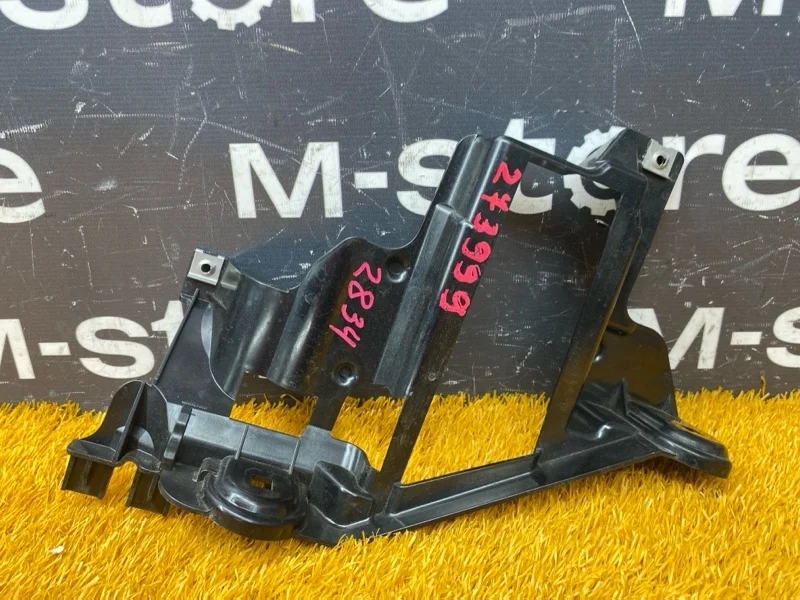 Кронштейн фары Bmw X5 2004 63126927798 E53 M54B30 (306S3), правый