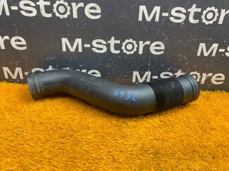 Патрубок воздухозаборника Mercedes-Benz M-Class 2006 A1645051461 W164 272.967, правый