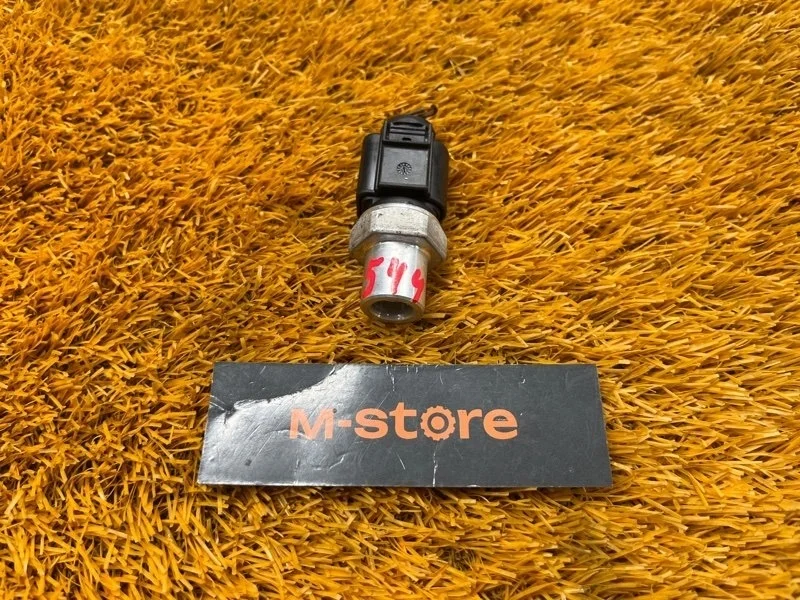 Датчик давления кондиционера Audi A3 2014 4H0959126A 8V CXS