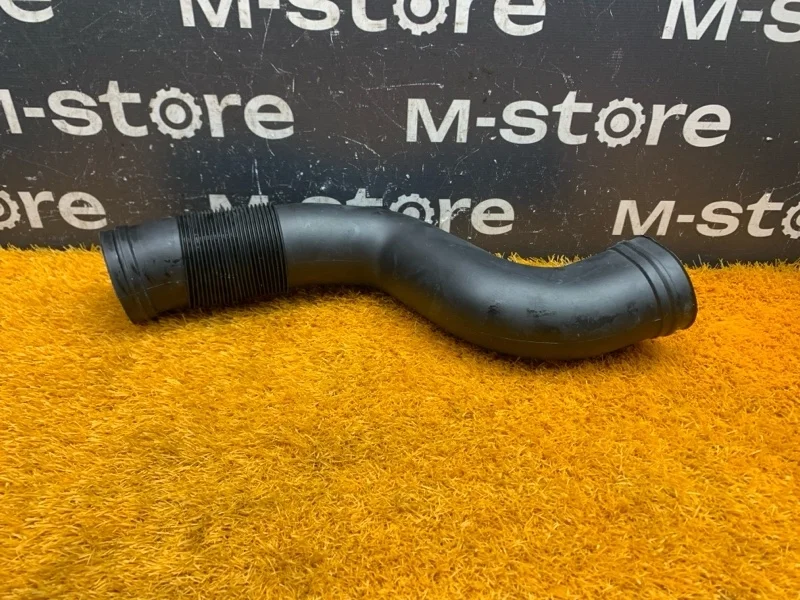 Патрубок воздухозаборника Mercedes-Benz M-Class 2006 A1645051361 W164 272.967, левый