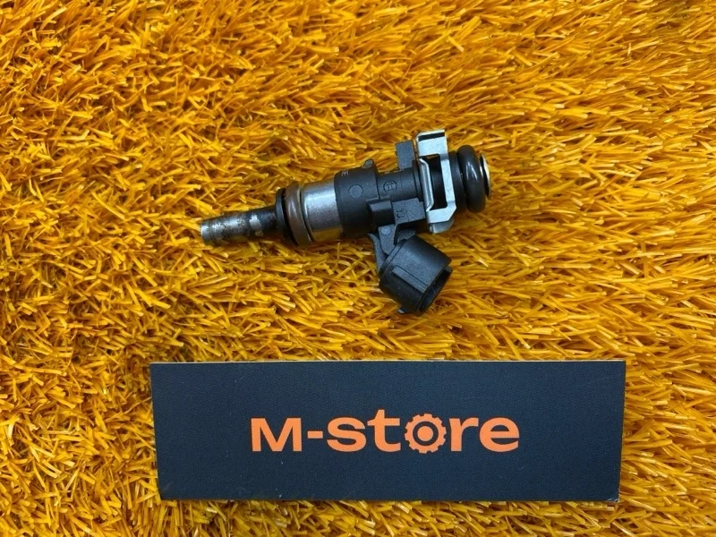 Форсунка топливная Audi A4 2015 06L906031A B9/8W CVKB