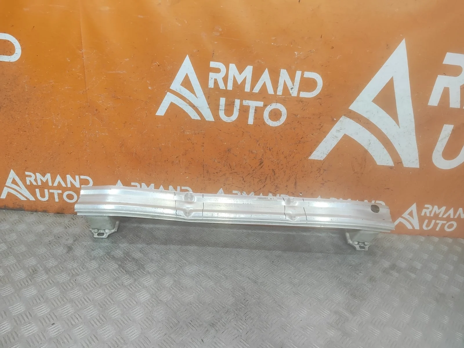 Усилитель бампера BMW X2 2017-нв F39