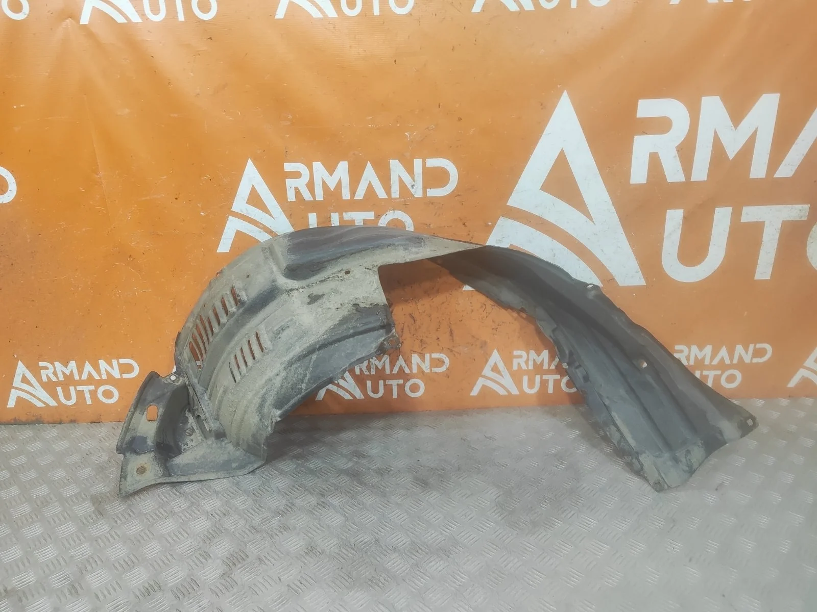 Подкрылок Toyota Land Cruiser Prado 2009-2017 150