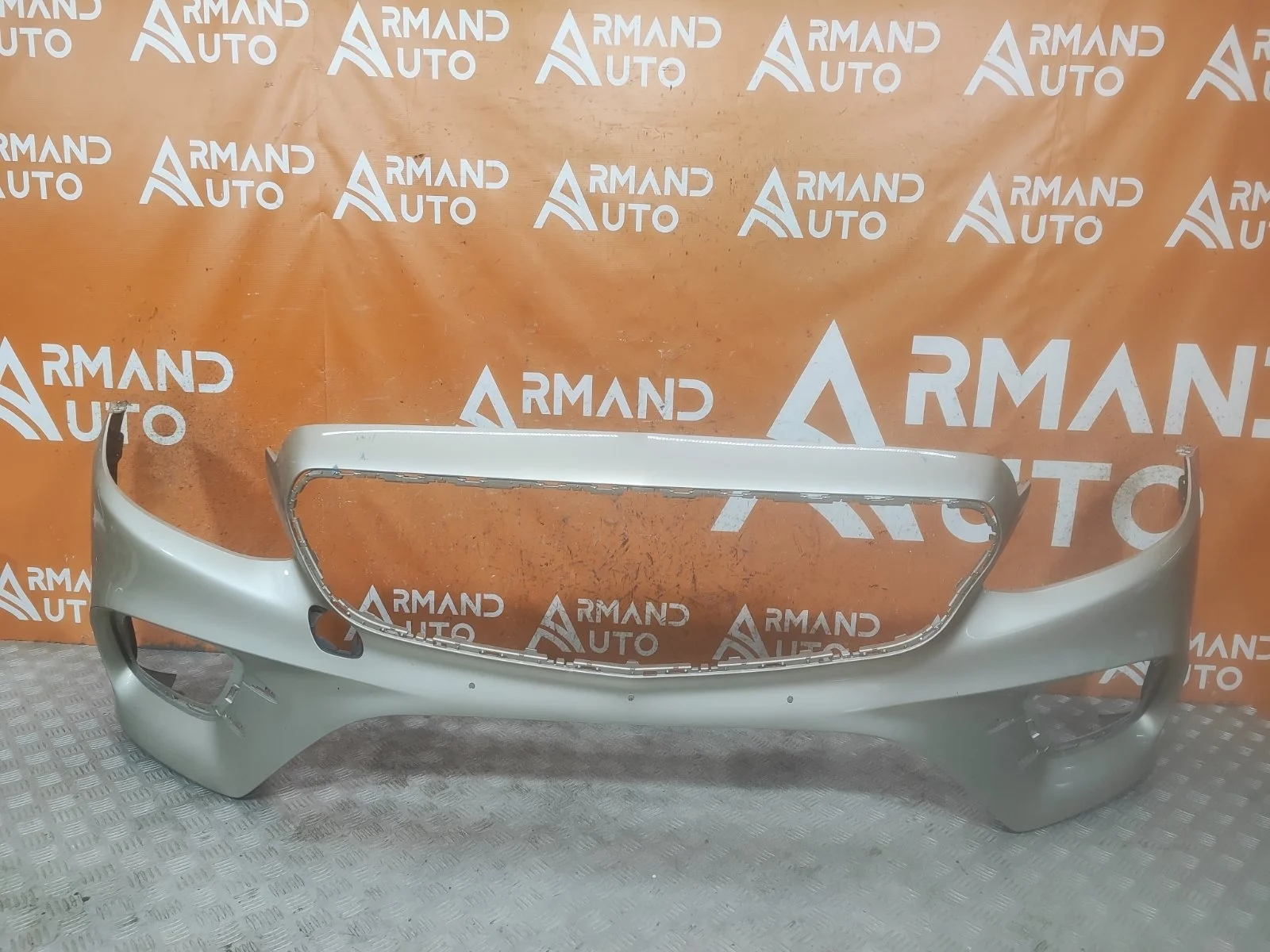 Бампер Mercedes -Class 2016-2020 C238