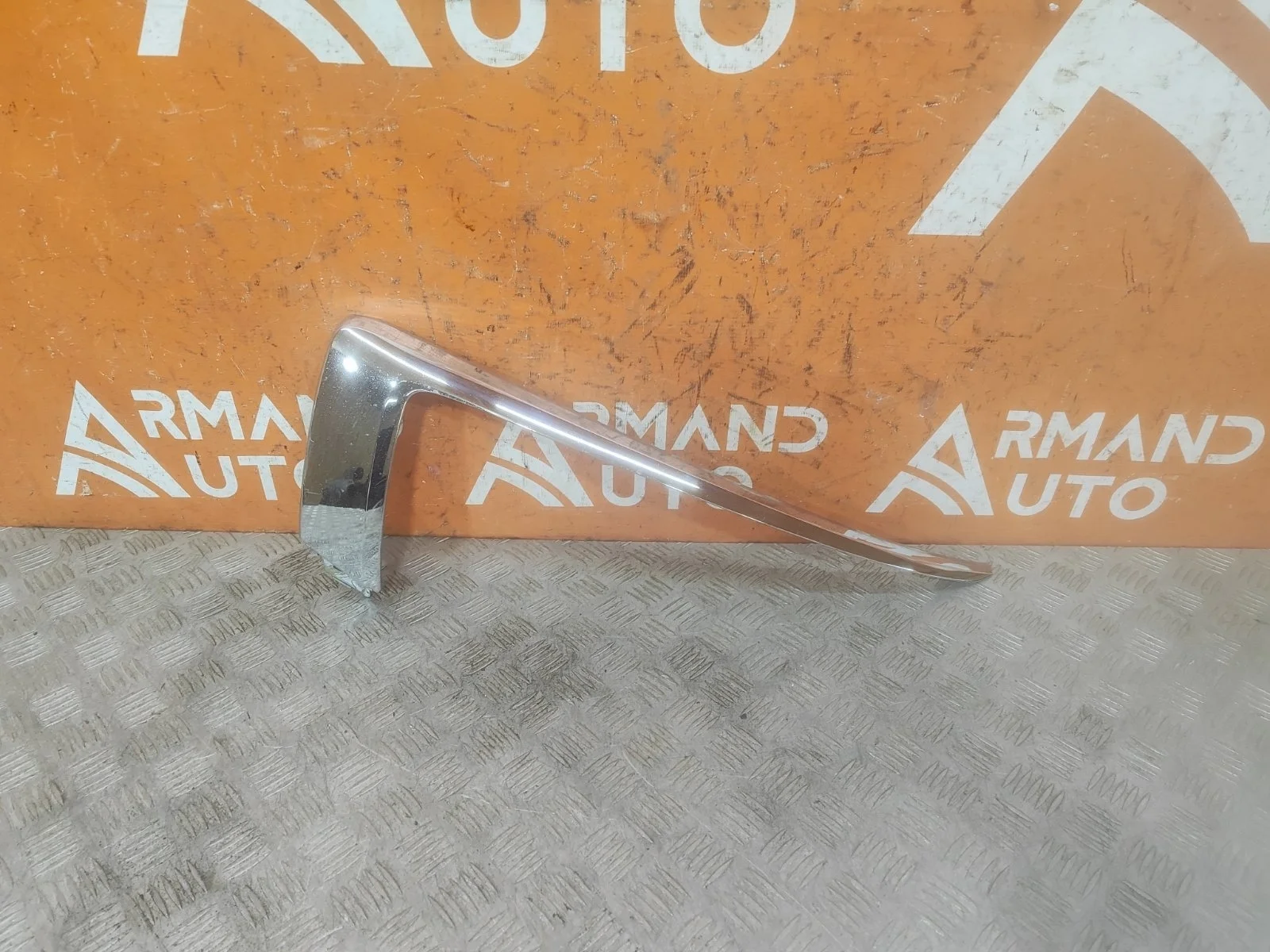 Накладка бампера Mitsubishi Eclipse Cross 2017-нв