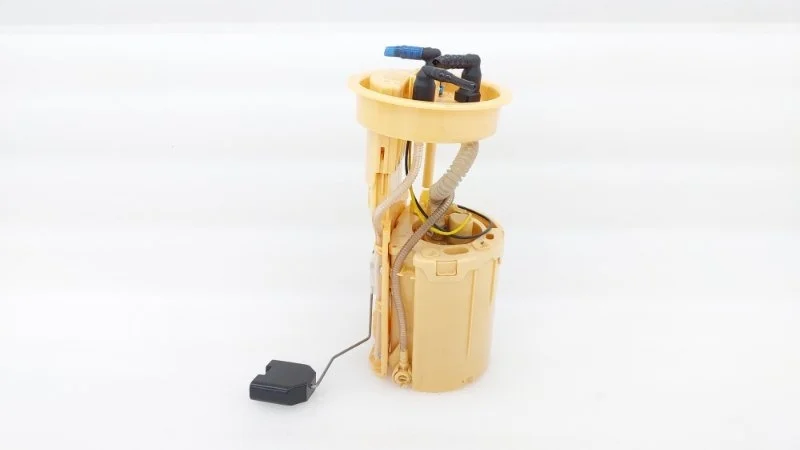 Насос топливный Volkswagen Transporter 2013 T5