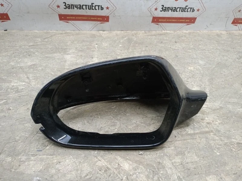 Крышка зеркала левого Audi A6 2011-2018 4G0857527GRU C7