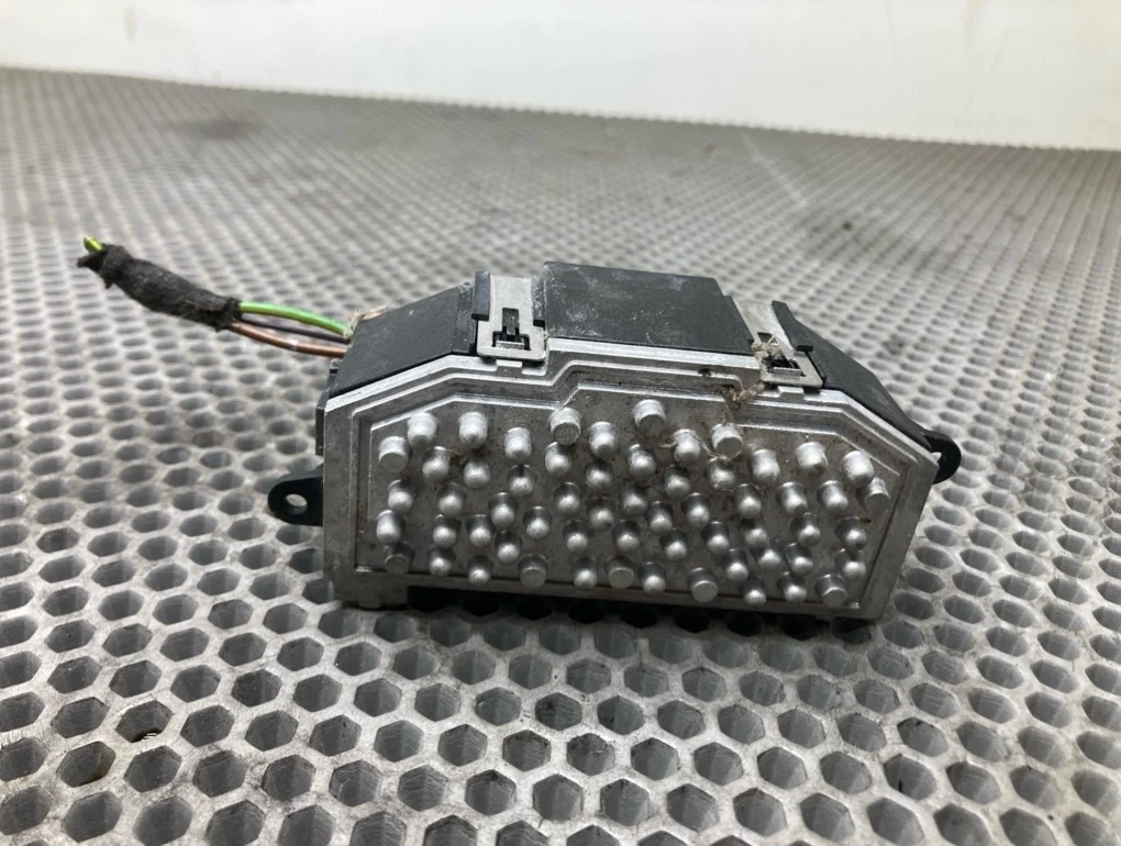 Реостат печки Audi A5 2011 8T