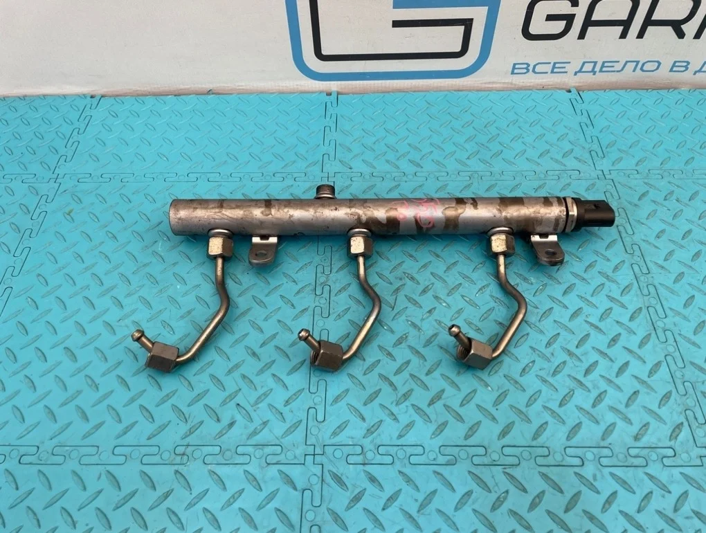 Рампа топливная Mercedes-Benz Gl-Class 2011 A6420703095 X164 642.820 3.0, правая