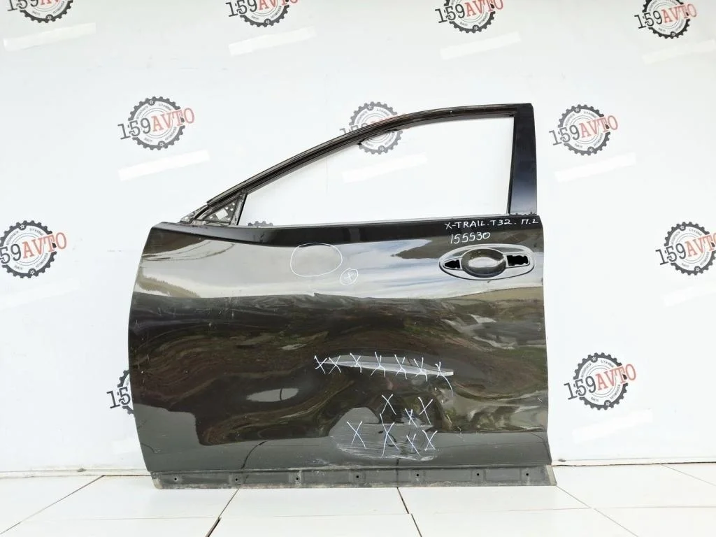 Дверь передняя левая Nissan X-Trail (T32)