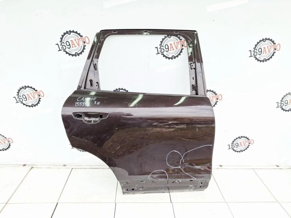 Дверь задняя правая Porsche Cayenne (958)