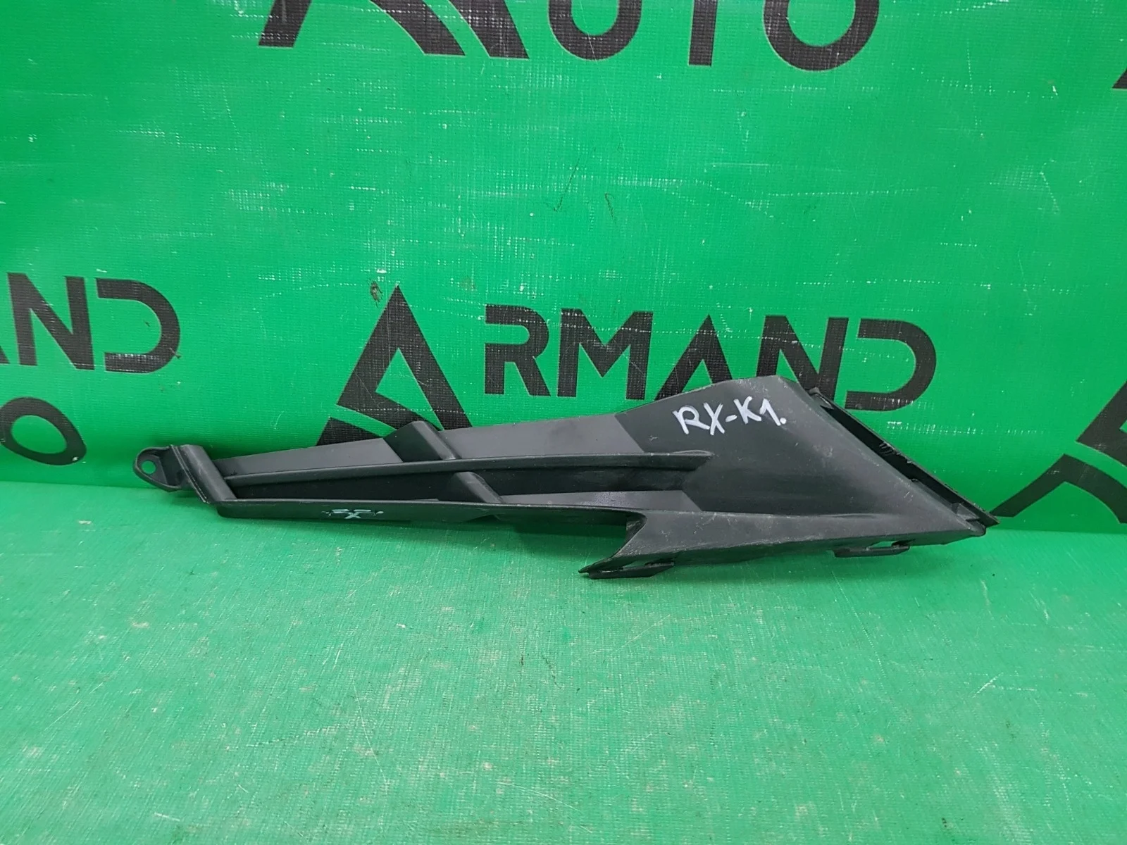 Решетка бампера LEXUS RX 2015-2019 4