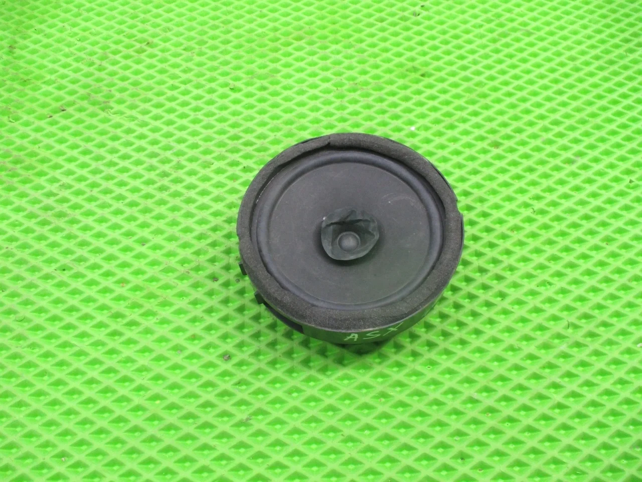 Динамик Mitsubishi ASX GA1W/GA3W/GA2W 2014 4A92