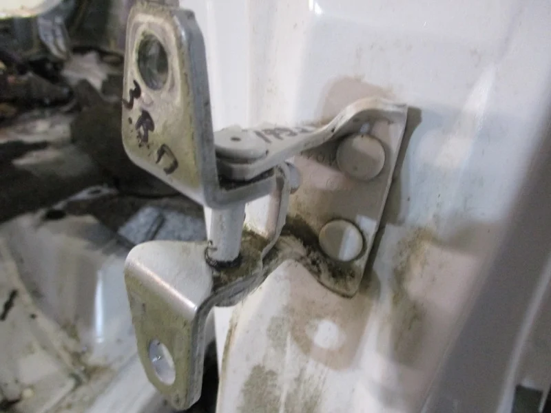 Петля двери задней правой верхняя Mitsubishi ASX GA1W/GA3W/GA2W 2014 4A92