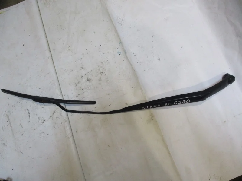 Поводок дворника правый Kia Rio 3 (UB\QB) 2011 G4FC