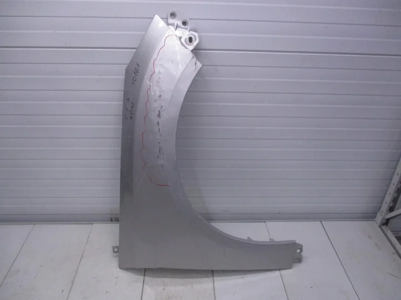 Крыло переднее правое Ford Focus 3 0