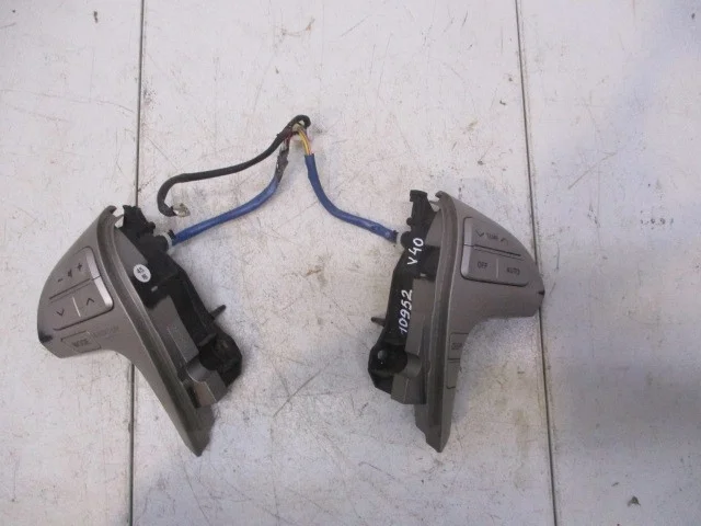 Блок кнопок в руль Toyota Camry V40 2006 2AZFE