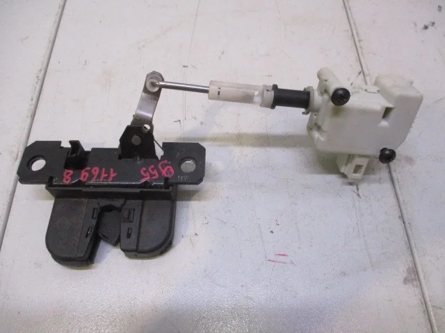 Замок багажника Porsche Cayenne 955 2005 M4850