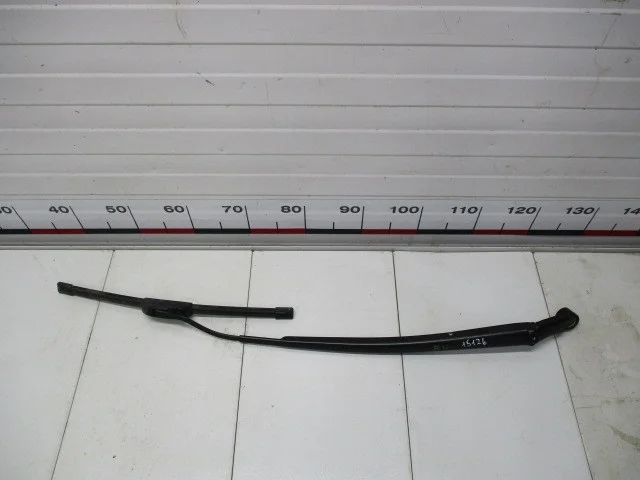 Поводок дворника правый Toyota RAV 4 3 (CA30) 2011 2AZFE