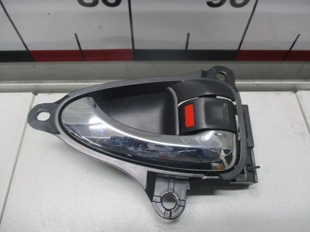 Ручка двери задней внутренняя правая Toyota RAV 4 3 (CA30) 2011 2AZFE