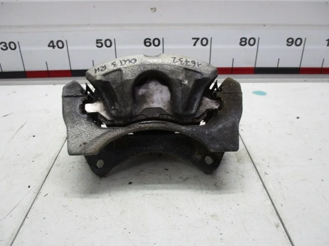 Суппорт передний правый Mitsubishi Outlander 3  GF0W 2018 4B11