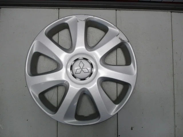 Колпак декоративный Mitsubishi Outlander 3  GF0W 2018 4B11
