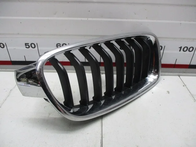 Решетка радиатора правая BMW 3-series 6 2 iPerformance (F30)