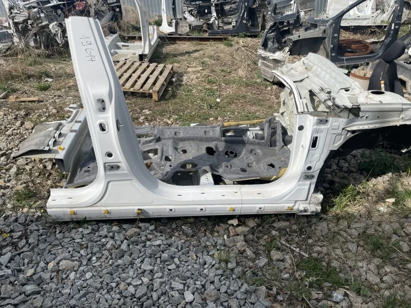 Порог со стойкой правый Kia Optima 4 JF 2018 G4KJ