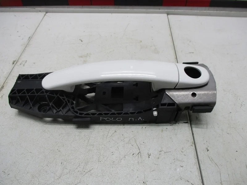 Ручка двери передней наружная левая Volkswagen Polo 5 MK5 2018 CWVA