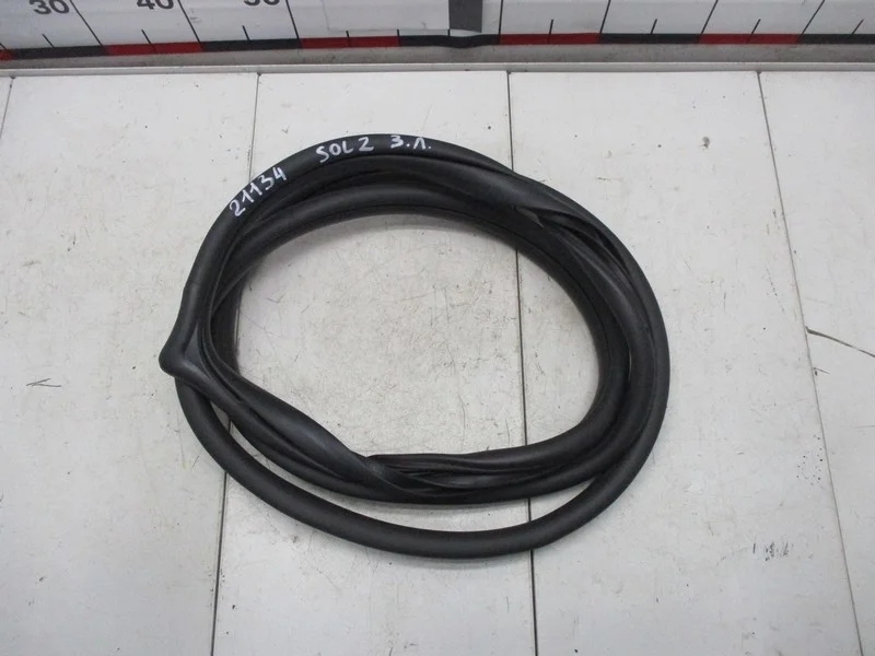 Уплотнитель проема двери задний левый Hyundai Solaris 2 HCR 2020 g4fg