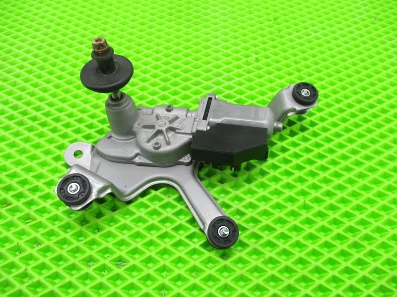 Моторчик дворников задний Toyota RAV 4 4 (CA40) 2017 3ZR 8271263