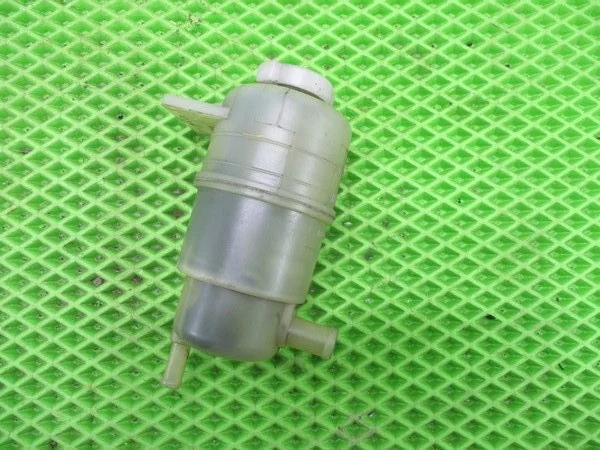 Бачок гур Mitsubishi Pajero Sport 3 2019 4N15