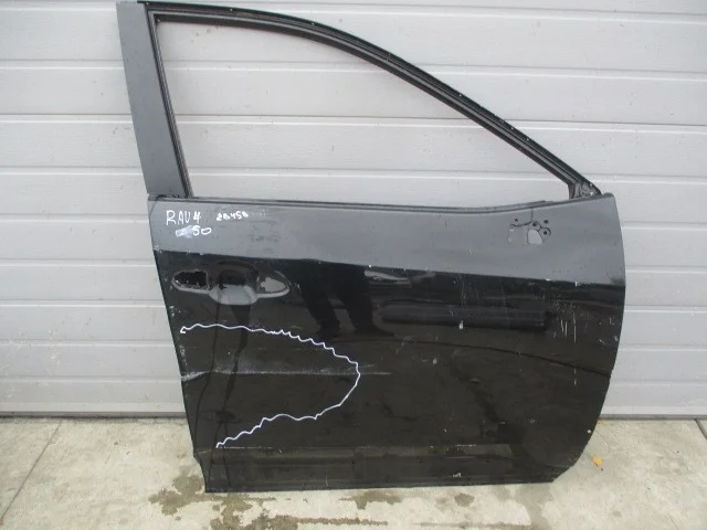 Дверь передняя правая Toyota RAV4 5 (XA50) 0