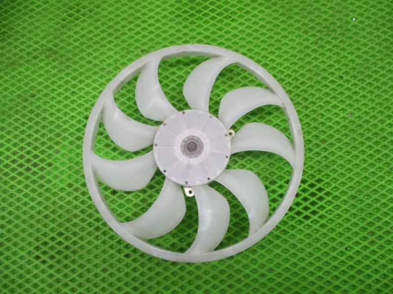 Крыльчатка Mitsubishi Outlander 3  GF0W 2019