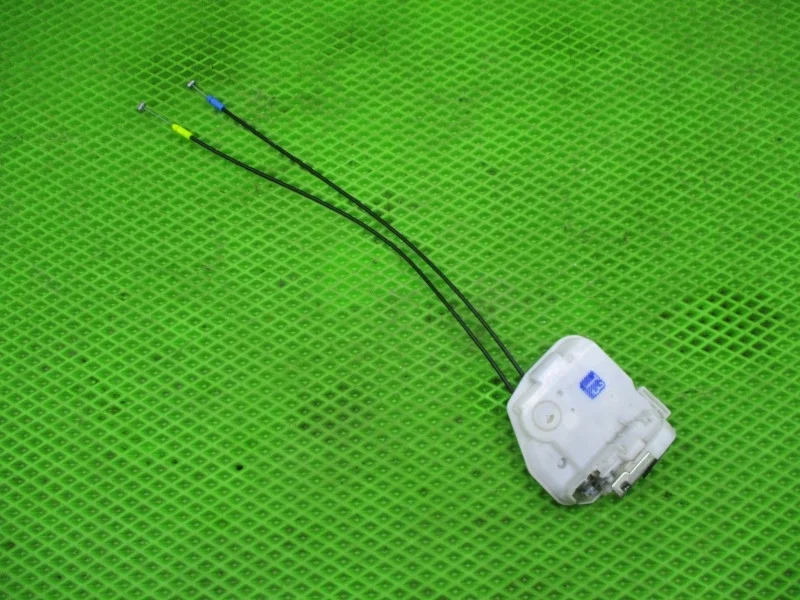 Замок двери задней левой Mitsubishi Outlander 3  GF0W 2019