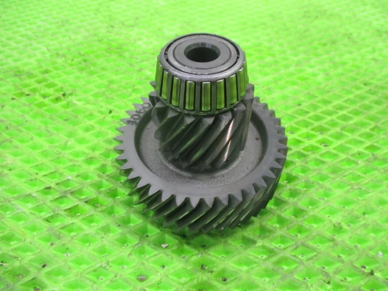 Шестерня КПП Toyota RAV 4 4 (CA40) 2017 3ZR 8271263