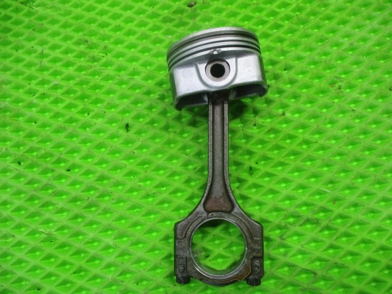 Поршень с шатуном Hyundai Solaris 2 HCR 2020 g4fg