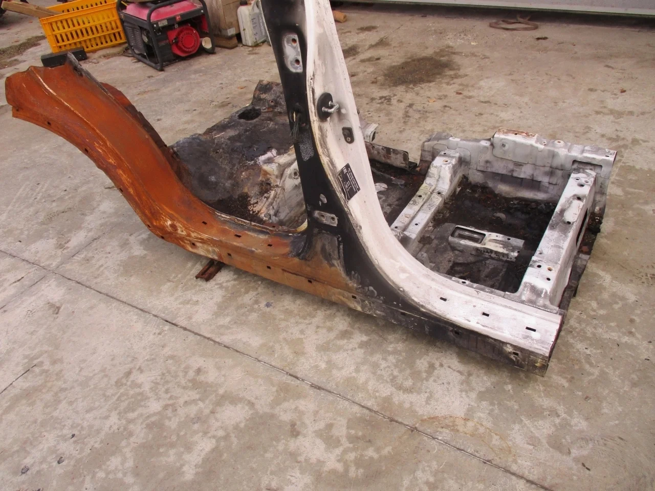 Порог со стойкой правый Kia Sorento 2 (XM) 2019 G4KE