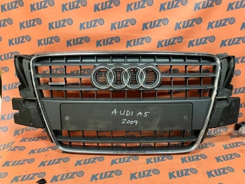 Решетка радиатора AUDI A5 8T