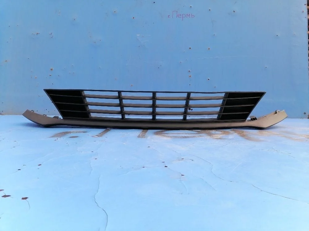 Решетка бампера перед. центр. Kia Rio IV рестайлинг (2020—2025) 86561H0700