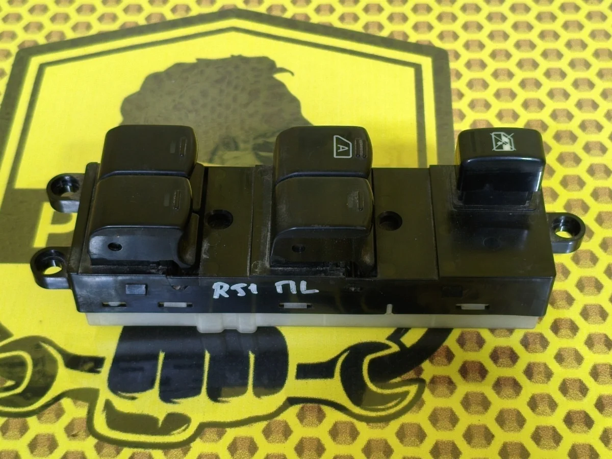 Блок стеклоподъемников Nissan Pathfinder 2006 25401EB302 R51 VQ40DE