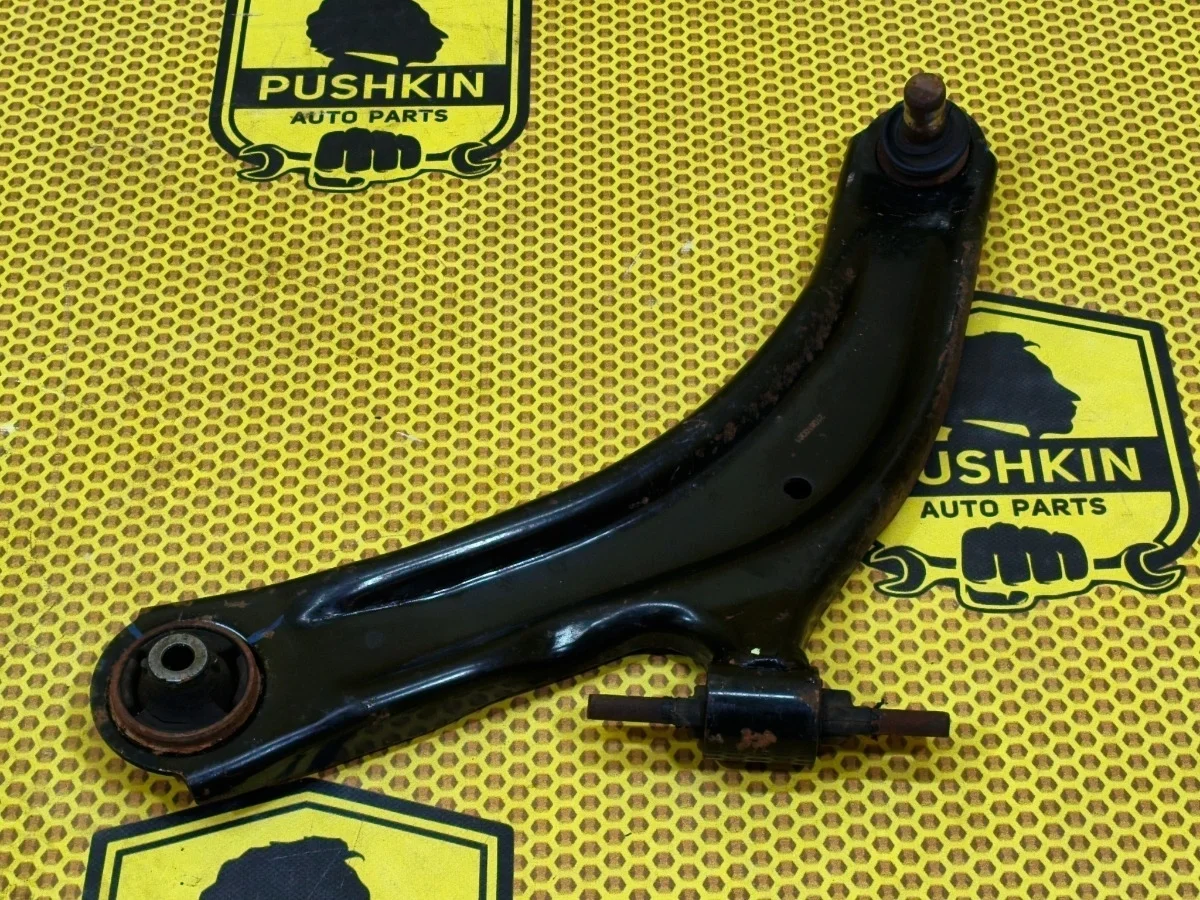 Рычаг нижний Nissan X-Trail 2012 54501JG00A T31 M9R, передний левый