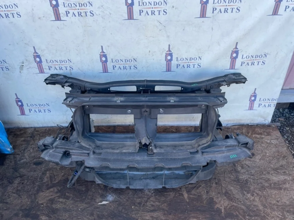 Передняя панель BMW X1 E84